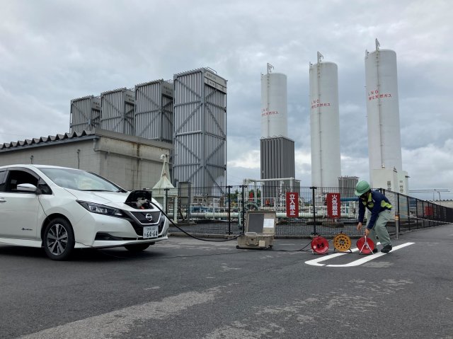 パワームーバー：EVの電気を利用し、出先で電源が確保できます